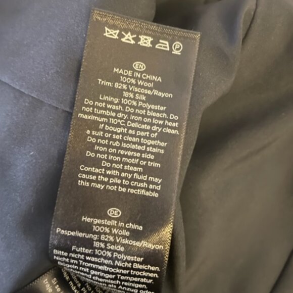 Elegant Black Mini Dress - Picture 8 of 8